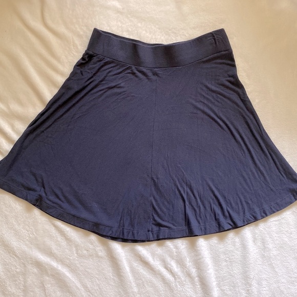 Loft skirt, Size PM - Picture 2 of 6